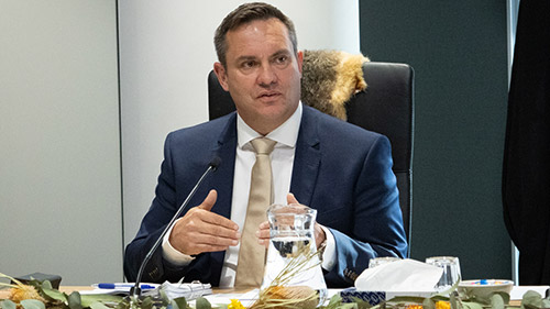 Close up of Professor Raymond Lovett presenting the impact of racism and structural failings on First Peoples to the Commissioners at a Yoorrook public hearing.